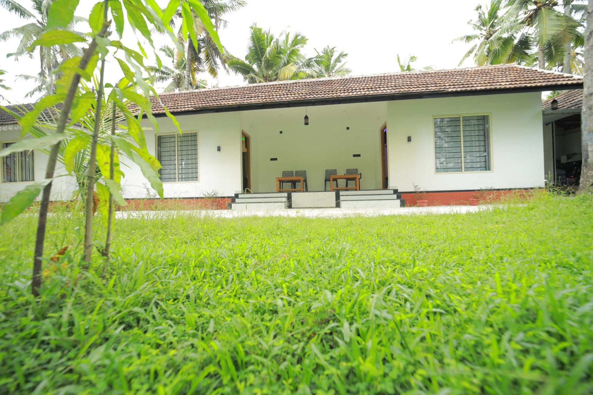 Апартаменты Prakruthi Residency Munroeisland Mundrothuruth Экстерьер фото